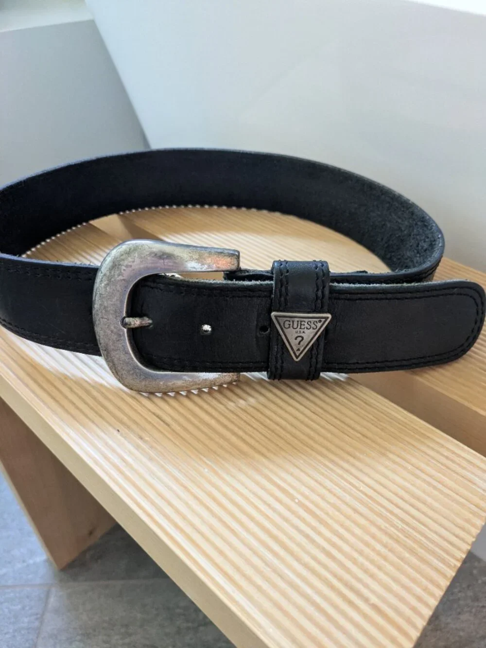 Vintage GUESS 1990s black leather belt Y2K Size 26-28 Made in the USA.